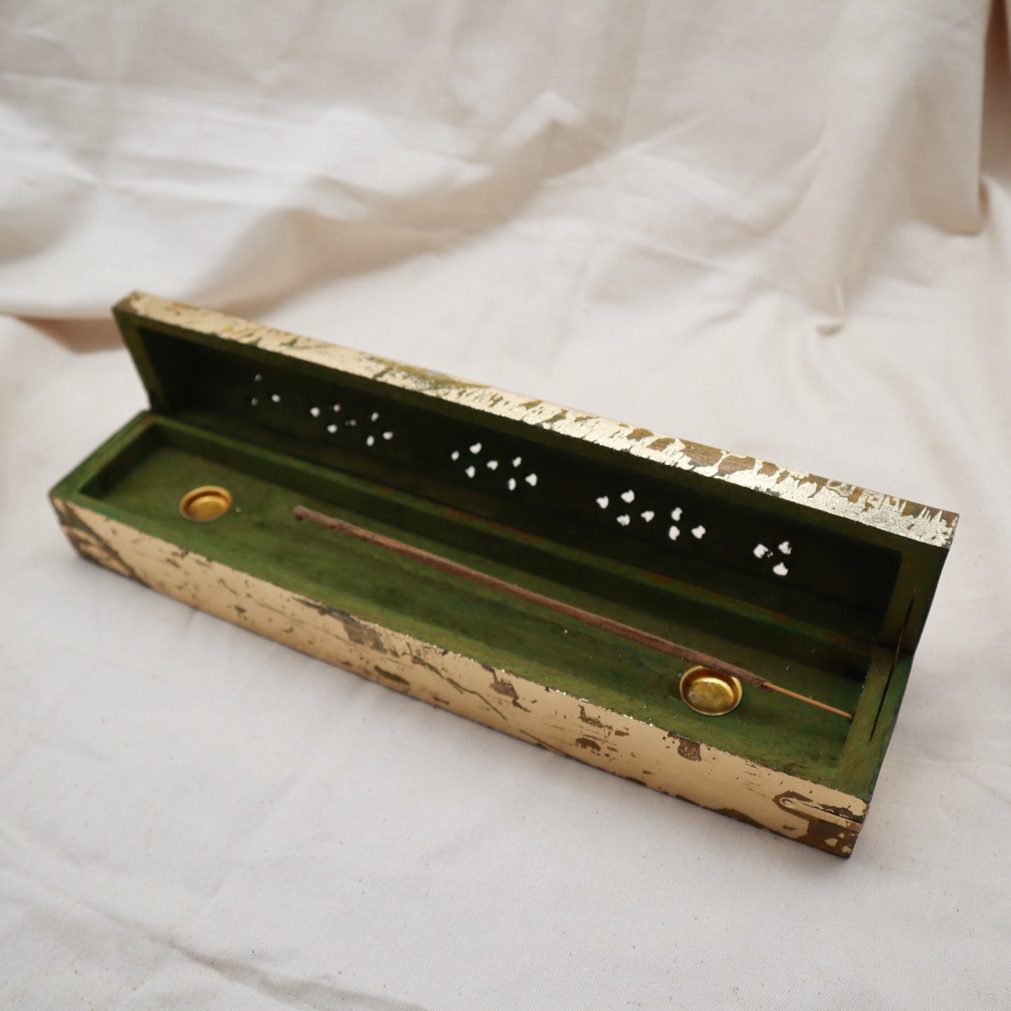 Wooden incense box - 木香盒